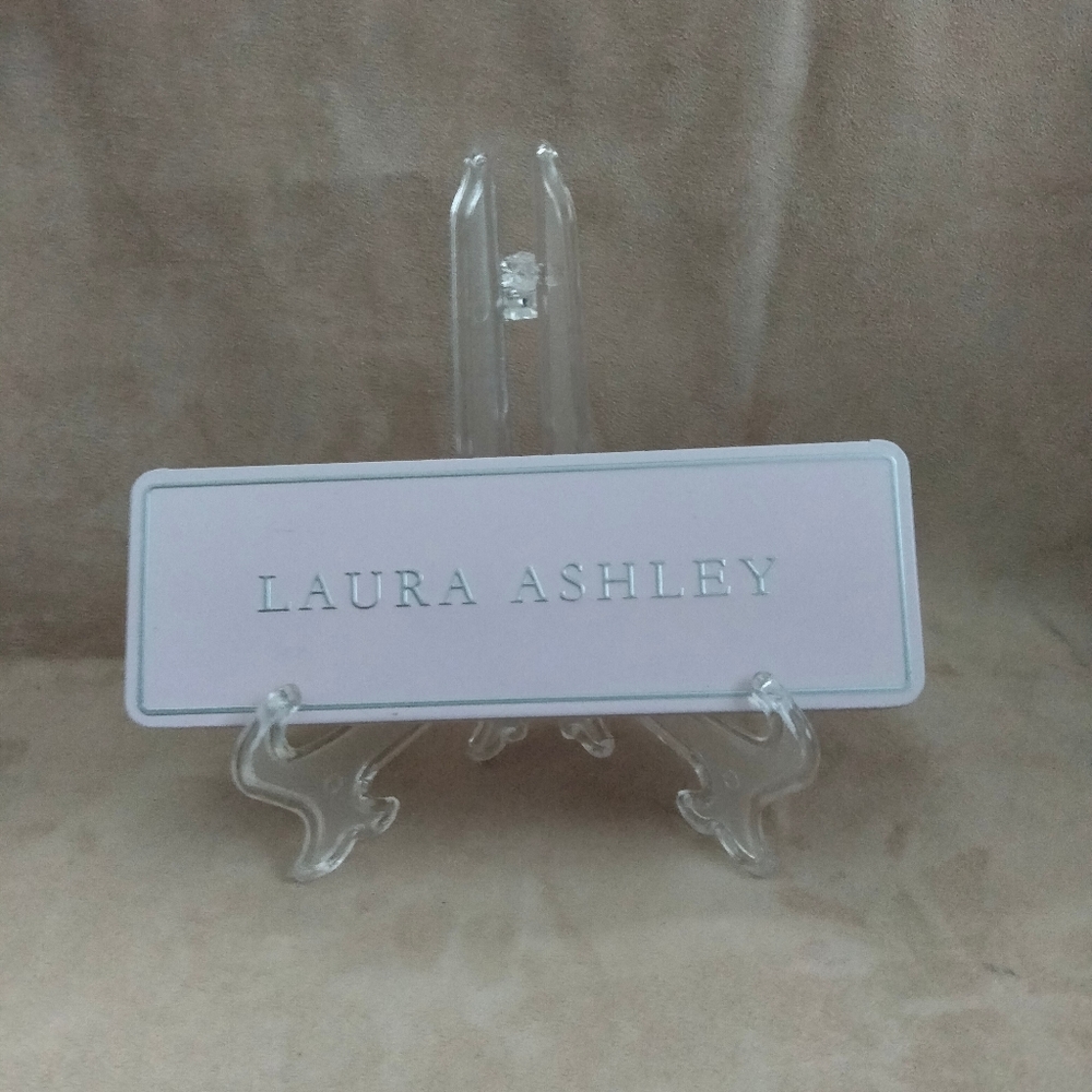Laura Ashley Eyeshadow Palette Tin